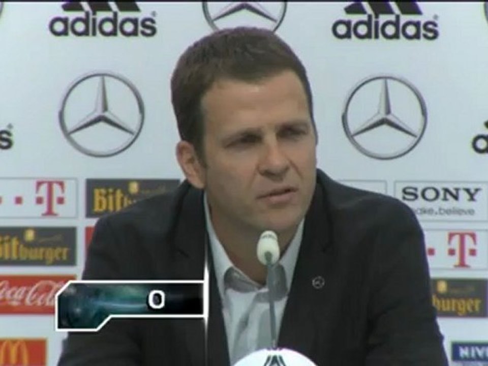 Oliver Bierhoff - Angela Merkel kommt zu Besuch
