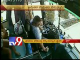 Seriously injured bus driver, saves passengers first