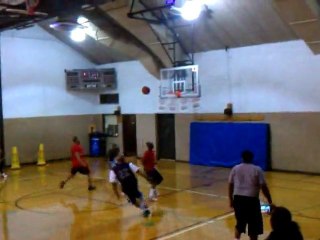 Stan throws Elgin smith the Alli OOP