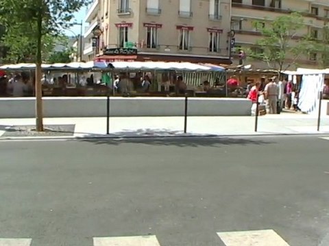Inauguration de la place Diderot à Vincennes le 3 juin 2012 à l'est de Vincennes avec son marché