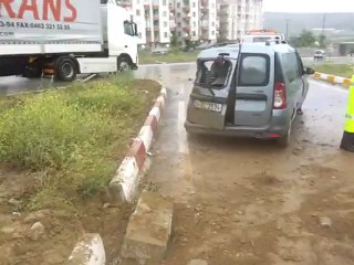 Tosya D-100'de Trafik Kazası-www.tosyahaberleri.com