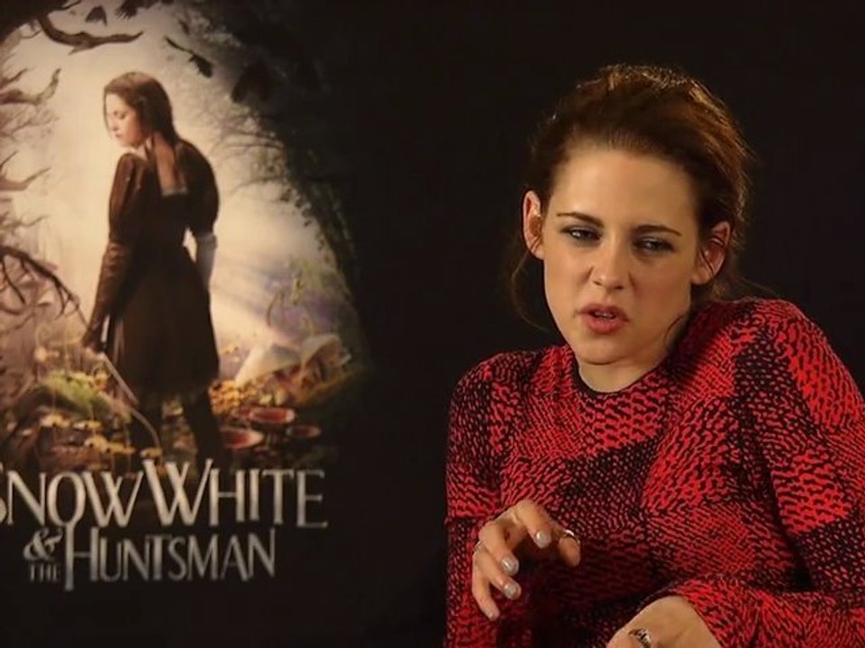 Kristen Stewart Interview - Snow White and the Huntsman