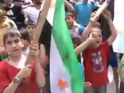 Syria فري برس حمص اطفال حي الخالدية في مظاهرة بمشاركة الساروت ياطير خدني راااااائعة 6 6 2012 Homs