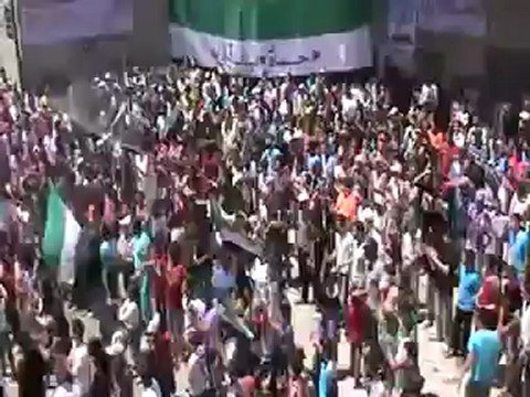 Syria فري برس حماه المحتلة باب قبلي في جمعة أطفال الحولة مشاعل النصر 01 06 2012 ج2 Hama