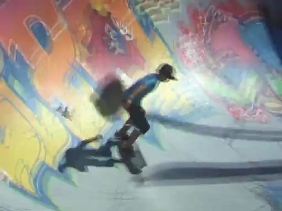 Orange Freestyle Cup - World Cup Skateboarding 2011 - Prado Bowl Marseille