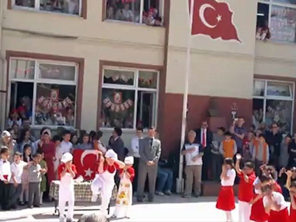 23 Nisan 2012