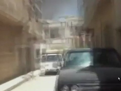 Syrian residents flee heavy shelling