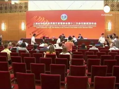 Siria: Assad deve lasciare il potere, dice Hillary Clinton