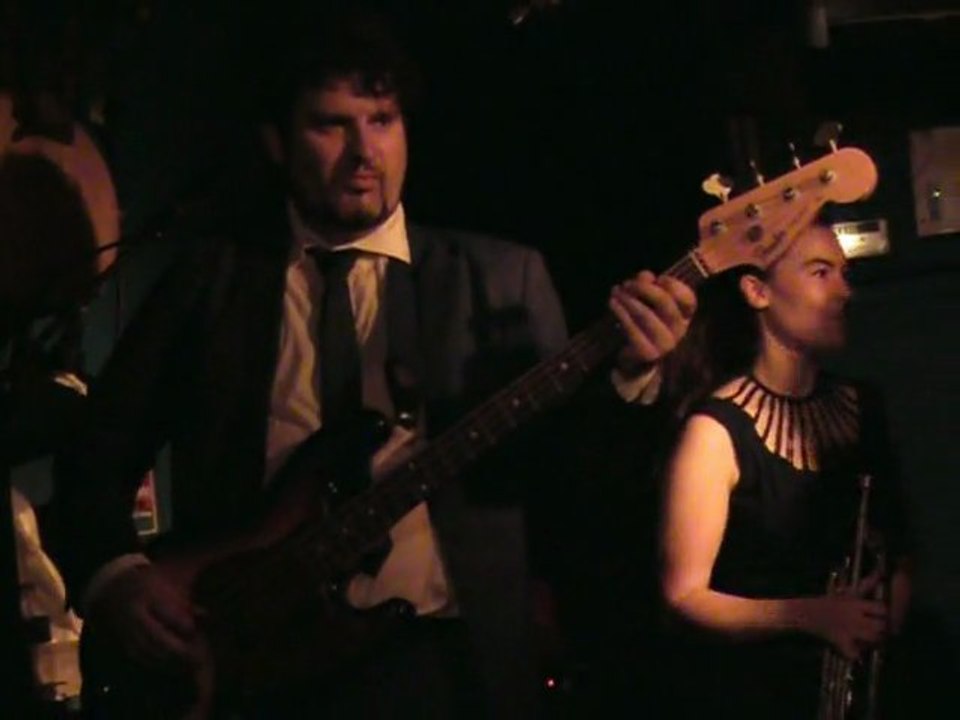 LES BLEROTS DE RAVEL : Les Poules