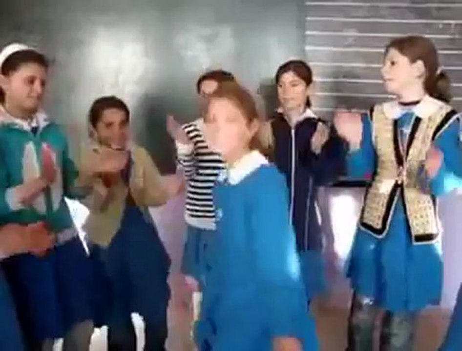 DiLaRa DiLaRa....!!!! (SüPeR KLiP)