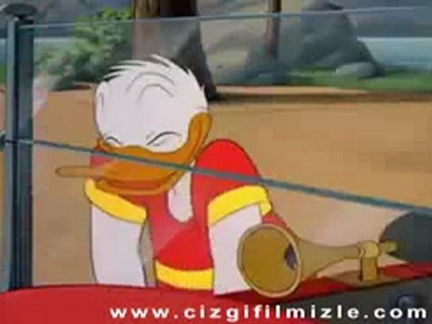 Donald Duck - Chip ve Dale Donald ın Peşinde (cizgifilmizle.com)