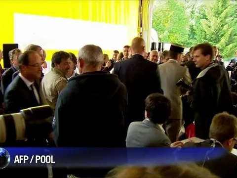 Hollande appelle les Français à voter pour les législatives