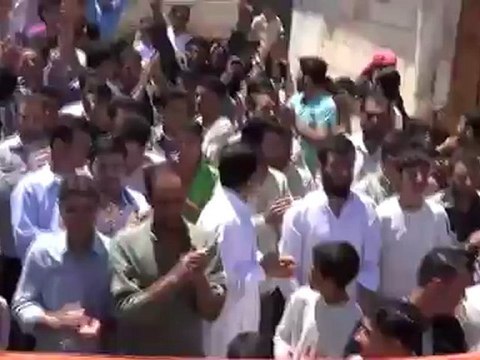 Syria فري برس ادلب بلدة معرشمشة مظاهرة حاشدة تنديد بمجزرة حماة واسقاط النظام 7 6 2012 Idlib