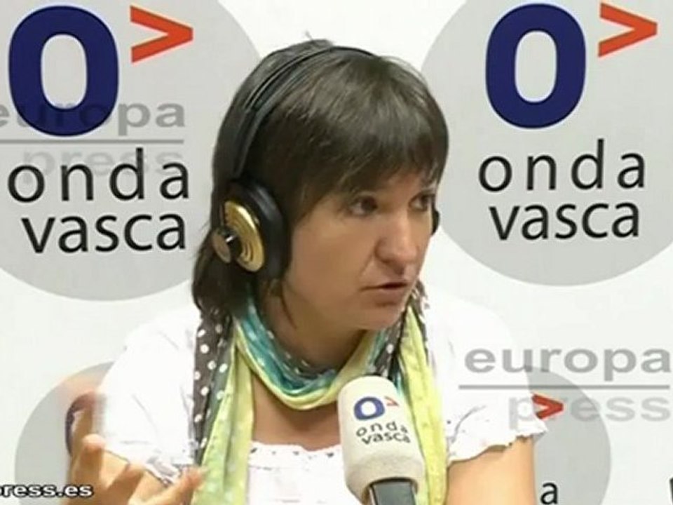 IA ve bien reuniones víctimas y presos ETA