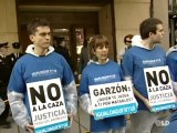 Los ecologistas protestan contra Garzón