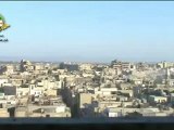 Syria فري برس هااااام جدا لحظة سقوط القذائف على منازل المدنيين في حي الخالدية بحمص  وتصاعد الدخان الكثيف الذي يغطي الحي  8 6 2012 Homs
