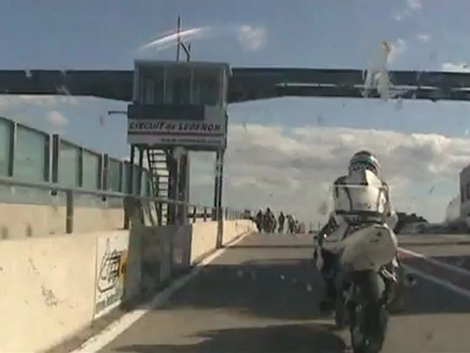 Circuit Ledenon roulage du 04/06/2012 avec le MGB après midi 3ième session