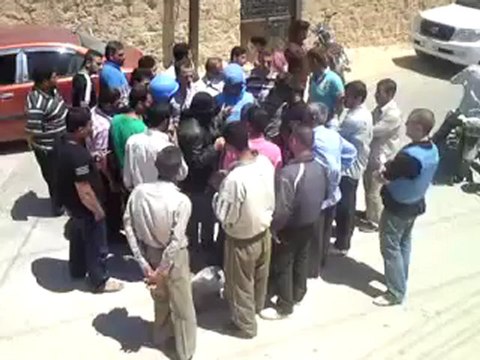 Syria فري برس حلب بيانون زيارة المراقبين الى بلدة بيانون7 6 2012جــ1 Aleppo