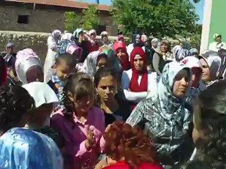 FİLİZ İLE HİLİMİ   KINA YAKMA IMAG0171