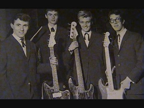 The Shadows ( Theme For Young Lovers / Yamaha Psr 1000 )