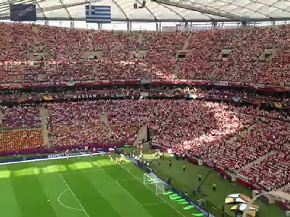 κύμα από Έλληνες και Πολωνούς