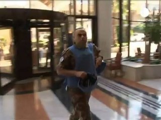 Les observateurs de l'ONU sur les lieux du massacre...