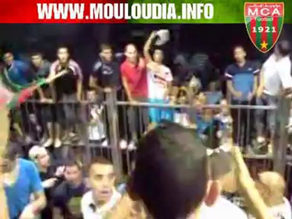 Les supporters assiègent Ennahar TV