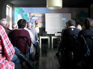 Café des sciences. Depuis 2005, il parcourt le Pays de Morlaix...