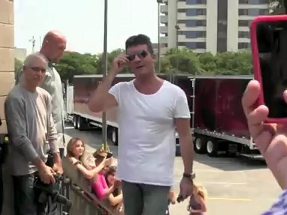 Louis Walsh Stands in For Simon Cowell