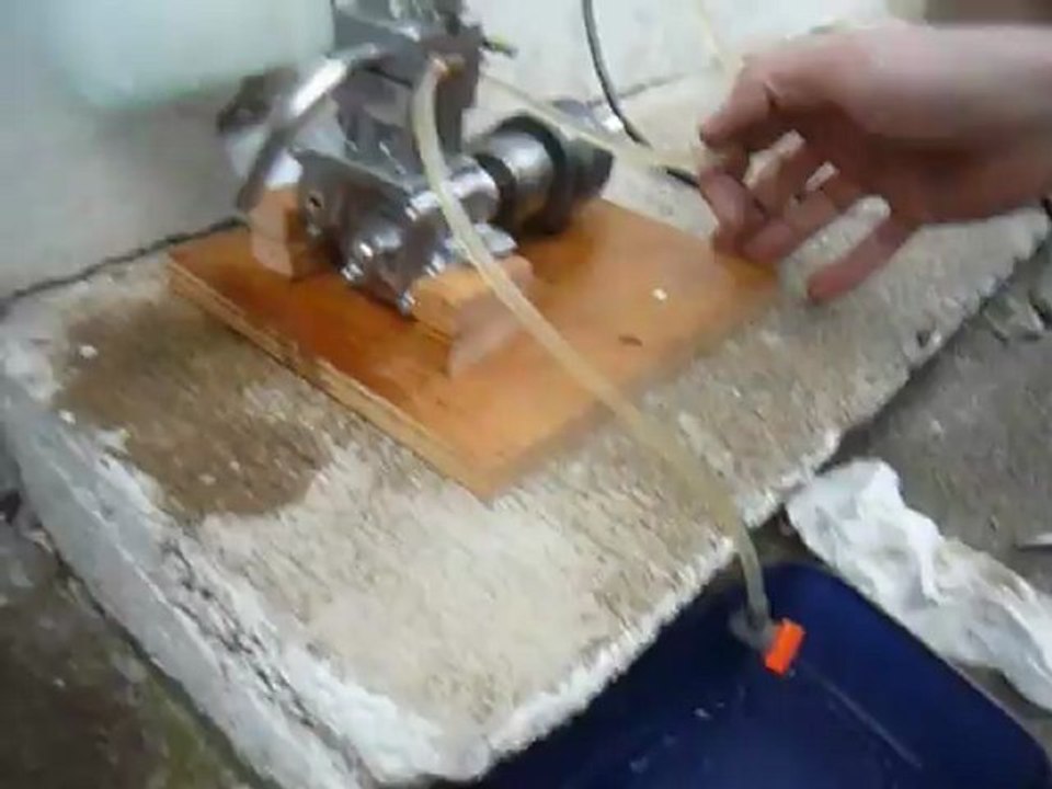 Atom race engine
