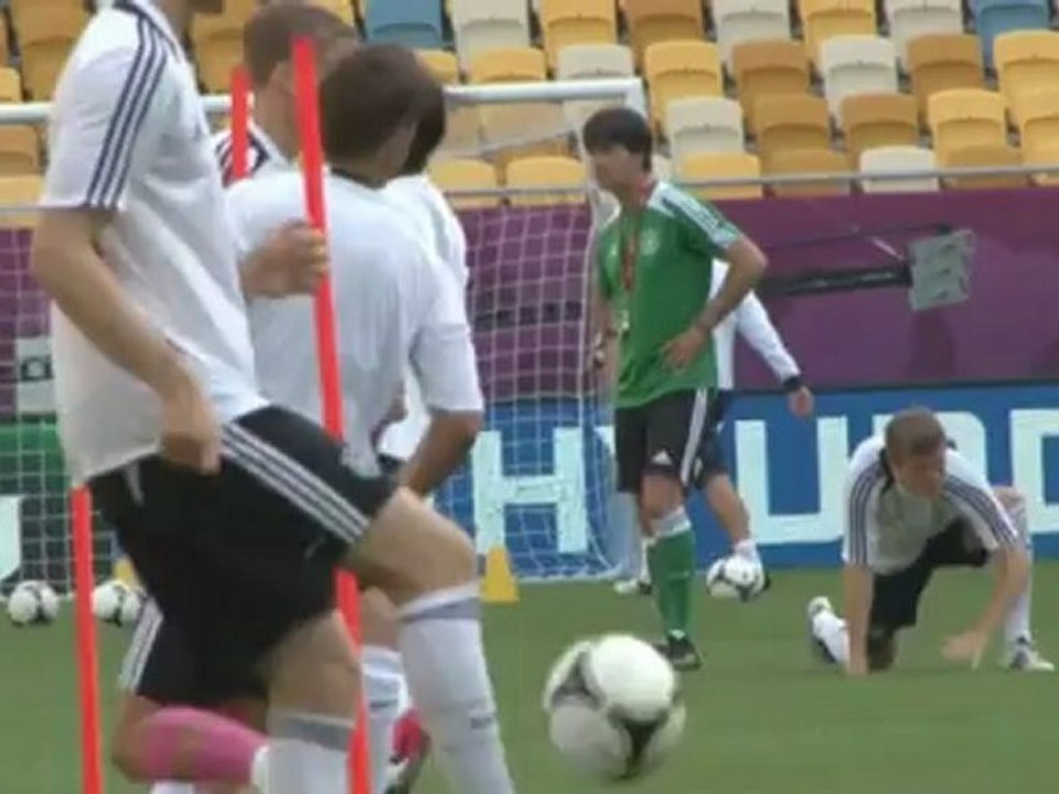 Löw warnt vor Portugal