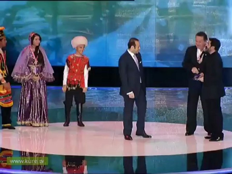 Ödüller Bakan E.Bağış TÜRKÇE DÜNYADA Şarkı finali 10.Türkçe Olimpiyatı yyy