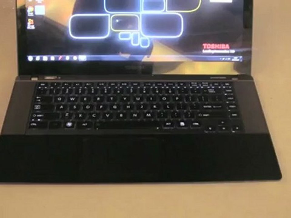Toshiba Satellite U840W laptop demo
