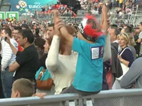 Sylwia grzeszczak w Strefie Kibica