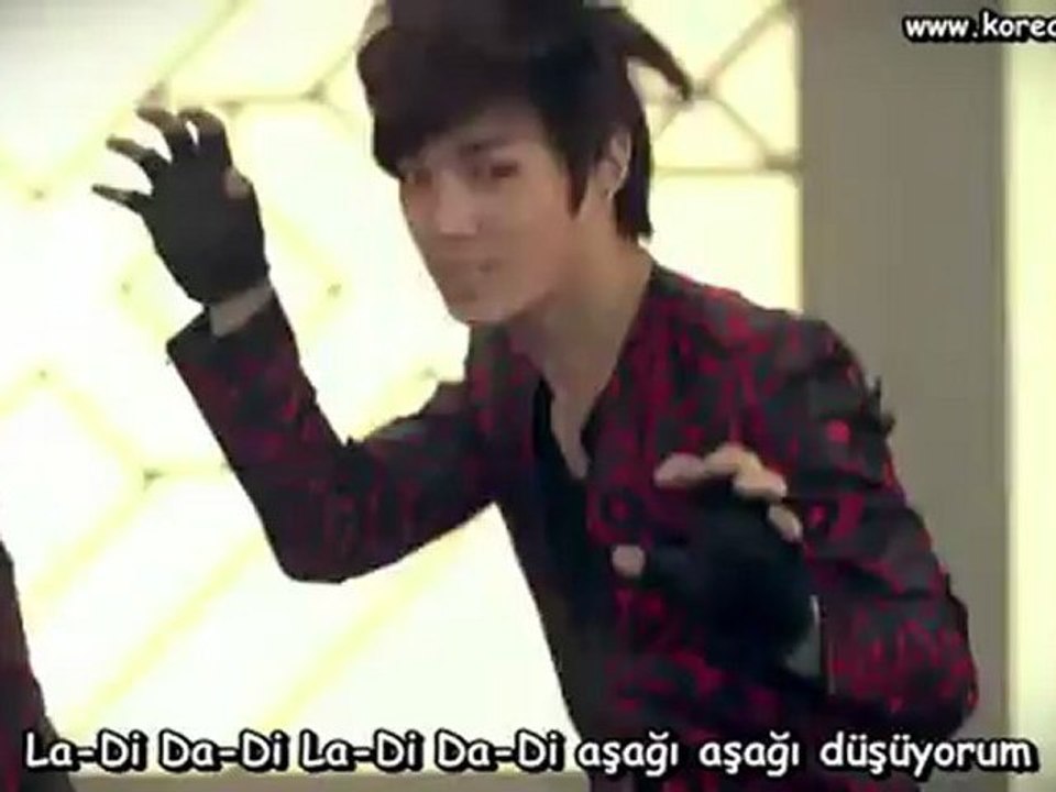 CROSS GENE 'La-Di Da-Di' M V Full Ver.  Turkish Sub Türkçe Altyazılı