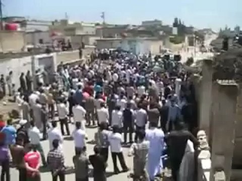 Syria فري برس ريف حماة المحتلة قرية الجلمة مظاهرة بقيادة طفلة 8 6 2012 Hama