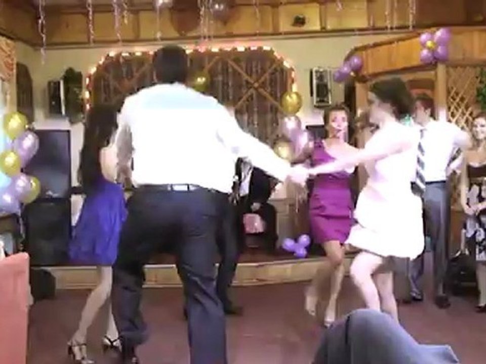 Замуж девки выхожу я.......шуточное свадебное видео