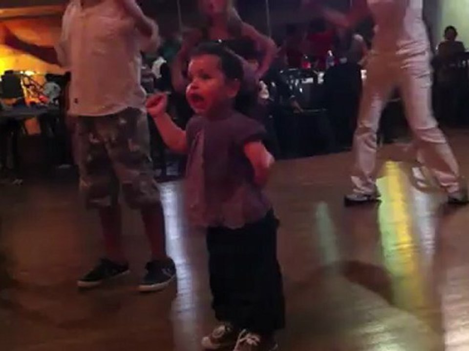 Cours de Zumba avec Neila 23 mois