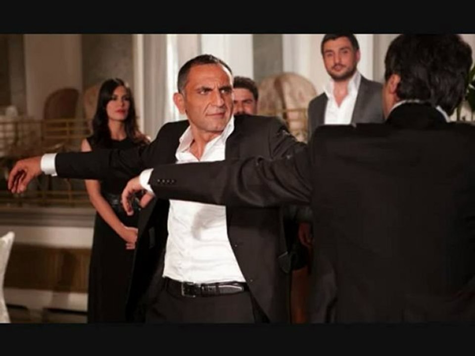 Gürkan Uygun - Deniz Üstü Köpürür