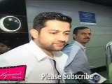 Aftab Shivdasani At Airport With Mom