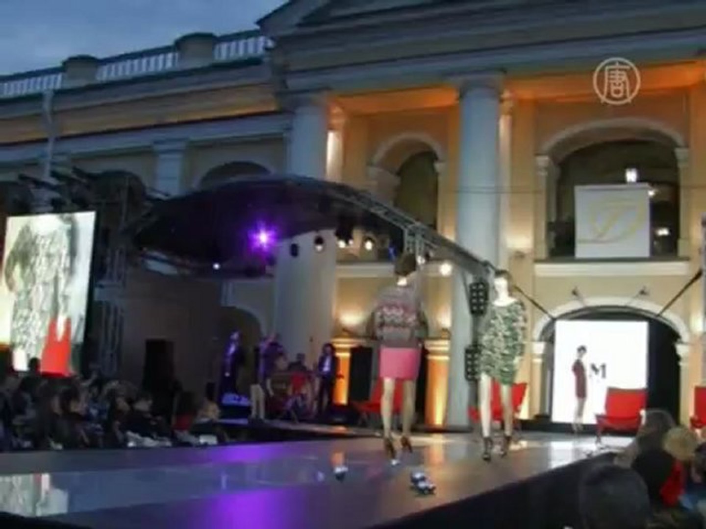 ⁣«Мода Белых ночей» прошла в Петербурге