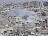 Syria فري برس حمص الخالدية لحظة سقوط صاروخ 6 9 2012 Homs