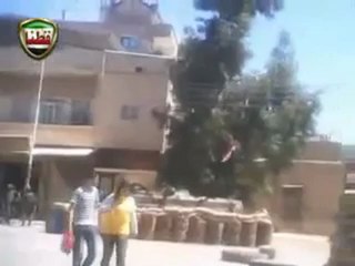 Download Video: Syria فري برس  ريف دمشق قطنا حاجز ساحة الجلاء وتمركز الآليات الثقيلة 9 6 2012 Damascus