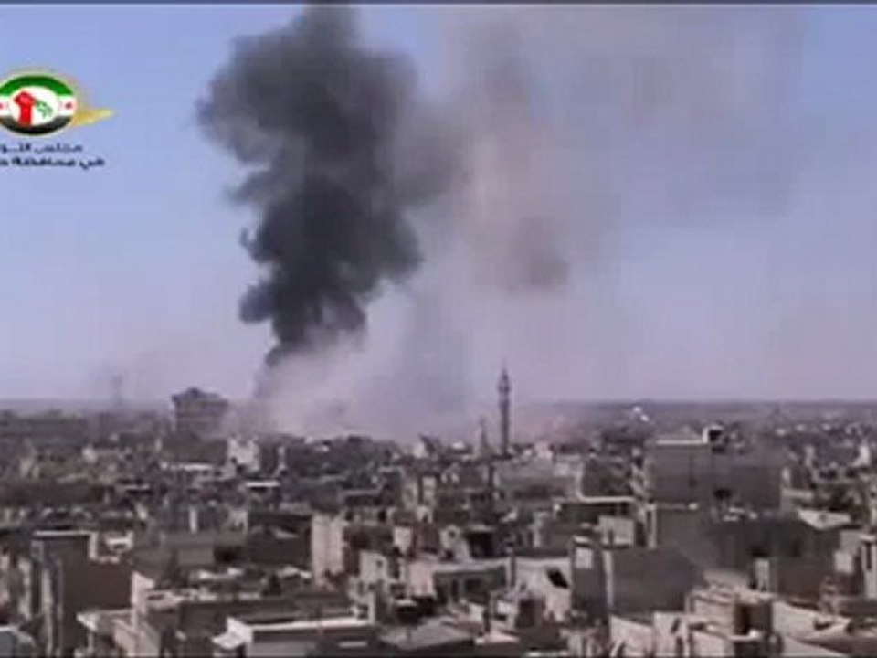 Syria فري برس هاااااام جدا جدا قصف عنيف على حي الخالدية بحمص وإنفجارات هائلة جدا9 6 2012 Homs