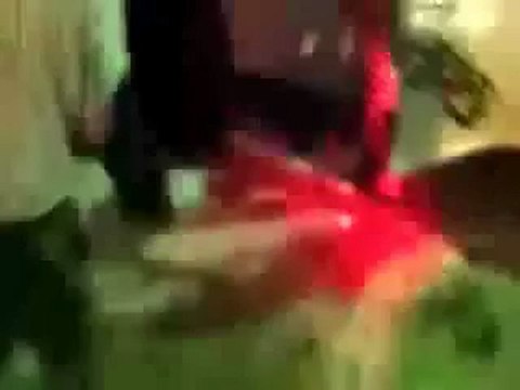 Syria فري برس ادلب معرة النعمان قصف عنيف لحظة سقوط القذيفة 9 6 2012 Idlib