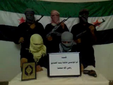 Syria فري برس ديرالزور كتيبة عائشة بنت الصديق ام المؤمنيين تتبنى تفجيرات الصبح سيارة كان فيها الكلب مديرالمخابرات العسكرية اللؤاء جامع جامع