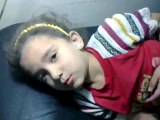 Syria فري برس حمص الرستن طفلة مصابة تشرح كيف يتم القصف على المدينة  9 6 2012 Homs