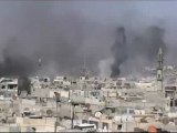 Syria فري برس حمص الخالدية لحظة سقوط الصواريخ وتصاعد دخان كثيف9 6 2012 Homs