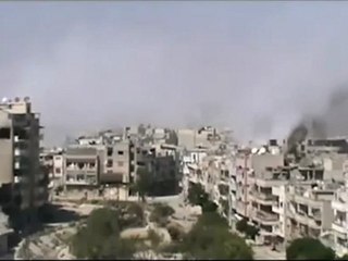 Télécharger la video: Syria فري برس حمص الخالدية سقوط عدة صواريخ 9 6 2012 Homs