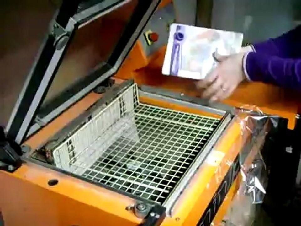 Shrink_Wrap_Machine